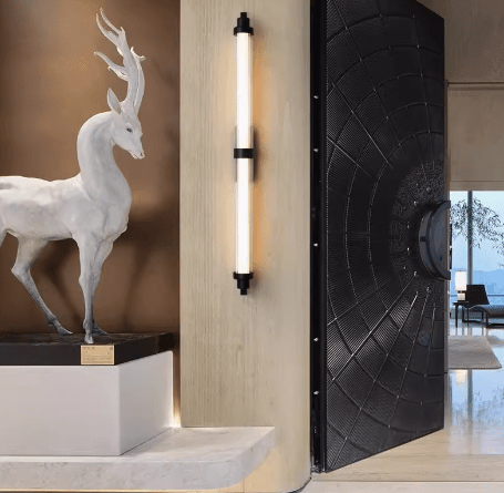Zevrin Une | Linear Wall Light