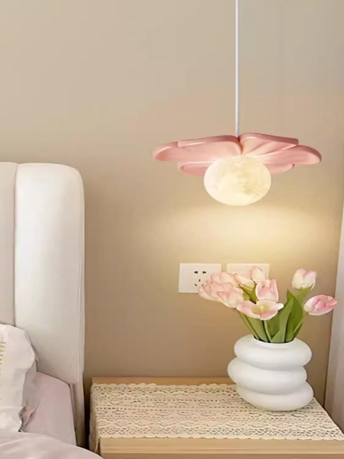 Cairinna B | Pendant Light - Detail View #3 | HomeCartel