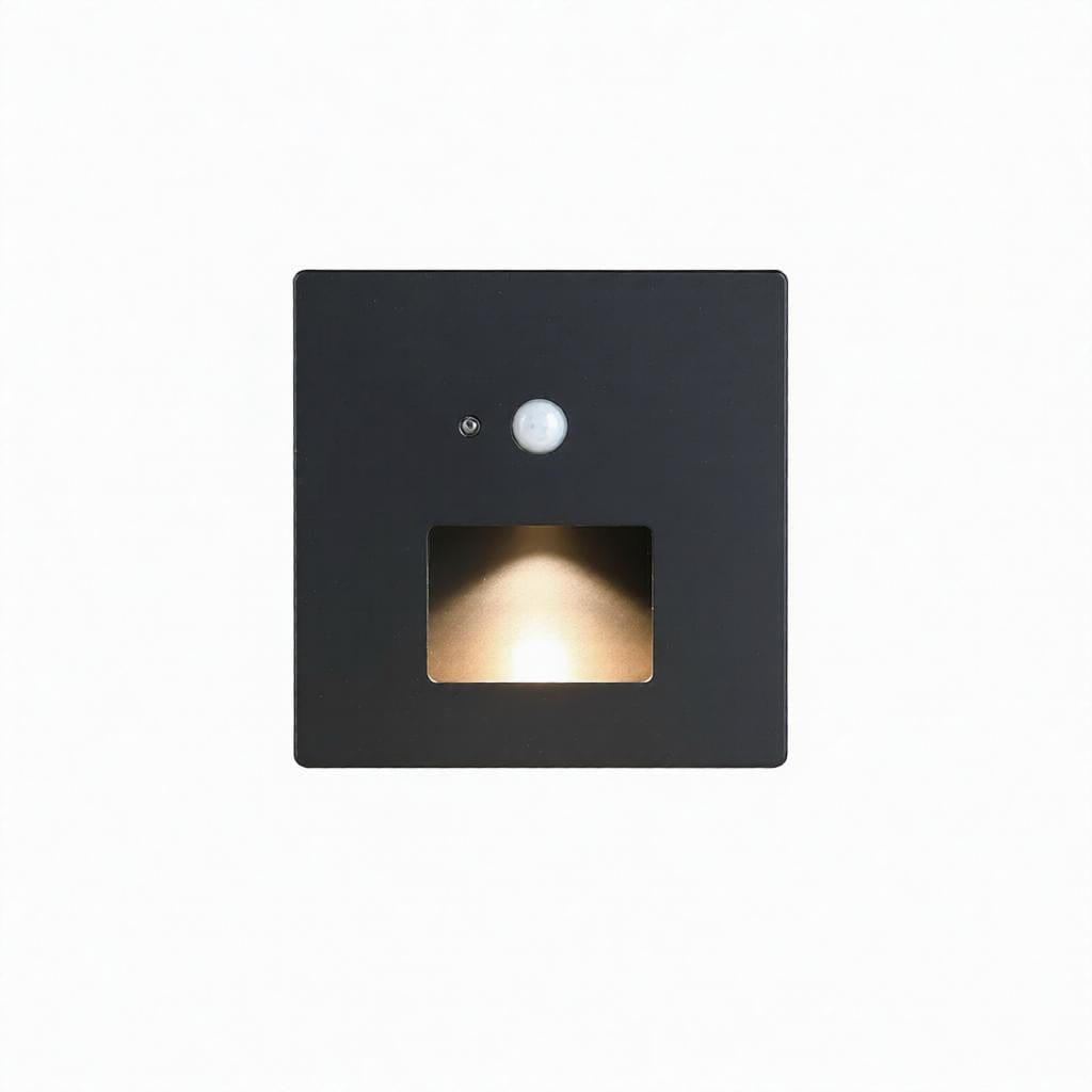 Garnysthae | Indoor Step Light - Detail View #4 | HomeCartel