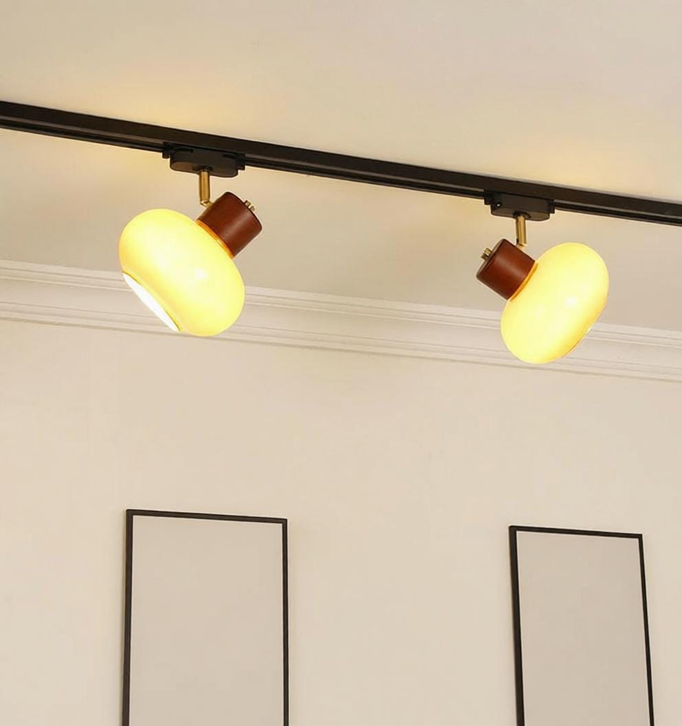 Bravonira Une | Track Light - Detail View #2 | HomeCartel