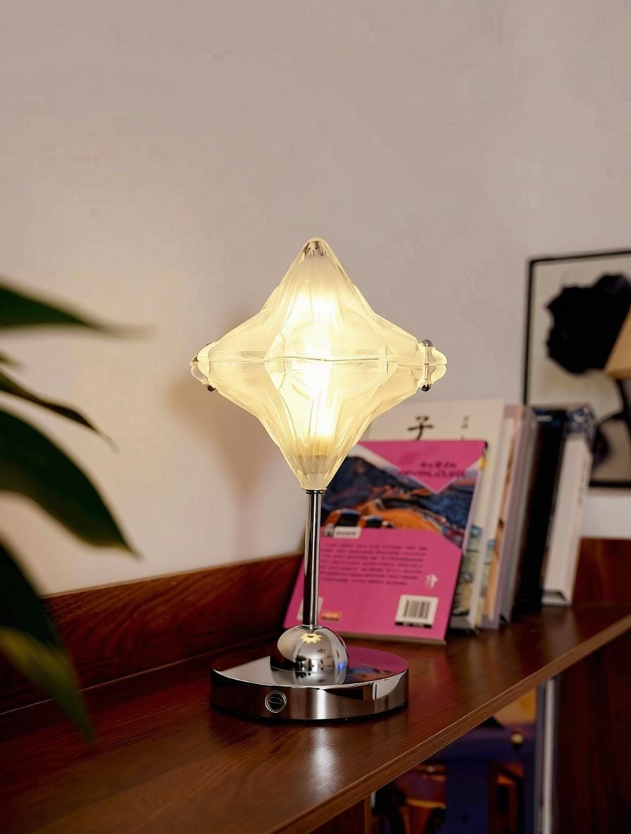 Vyndra A I Table Lamp - Detail View #3 | HomeCartel