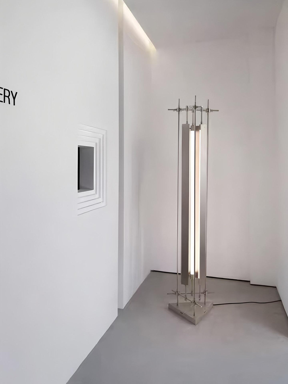 Dornes | Floor Lamp