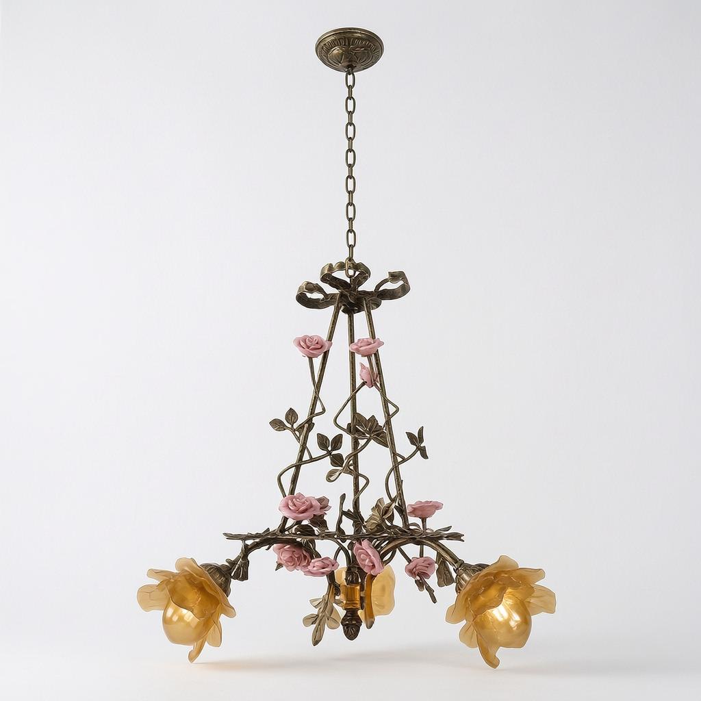 Novantia | Chandelier