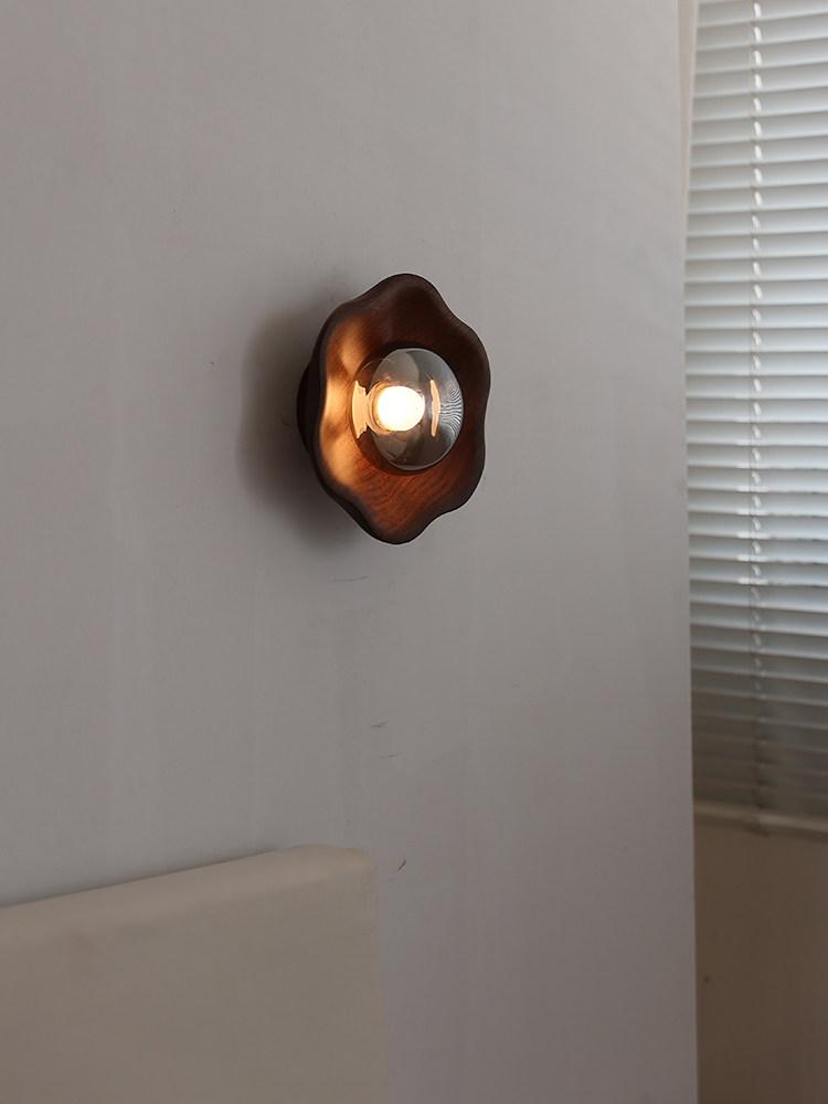 Gervais | Wall Light