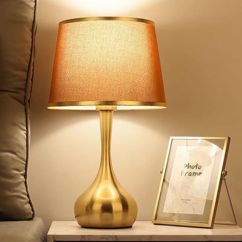 Fivon | Table Lamp