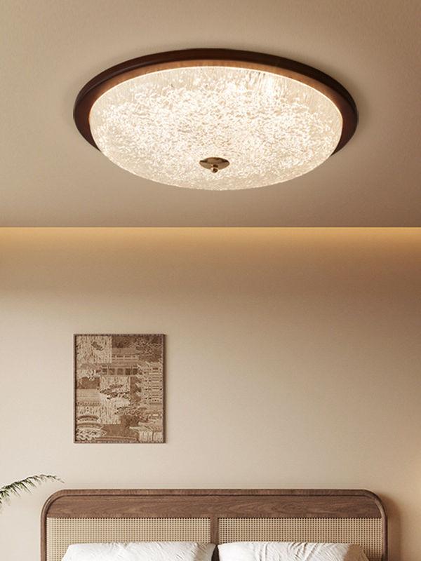 Viancourt | Flush Mounted Ceiling Light
