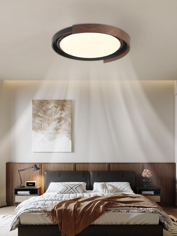 Vantel | Flush Mounted Ceiling Light