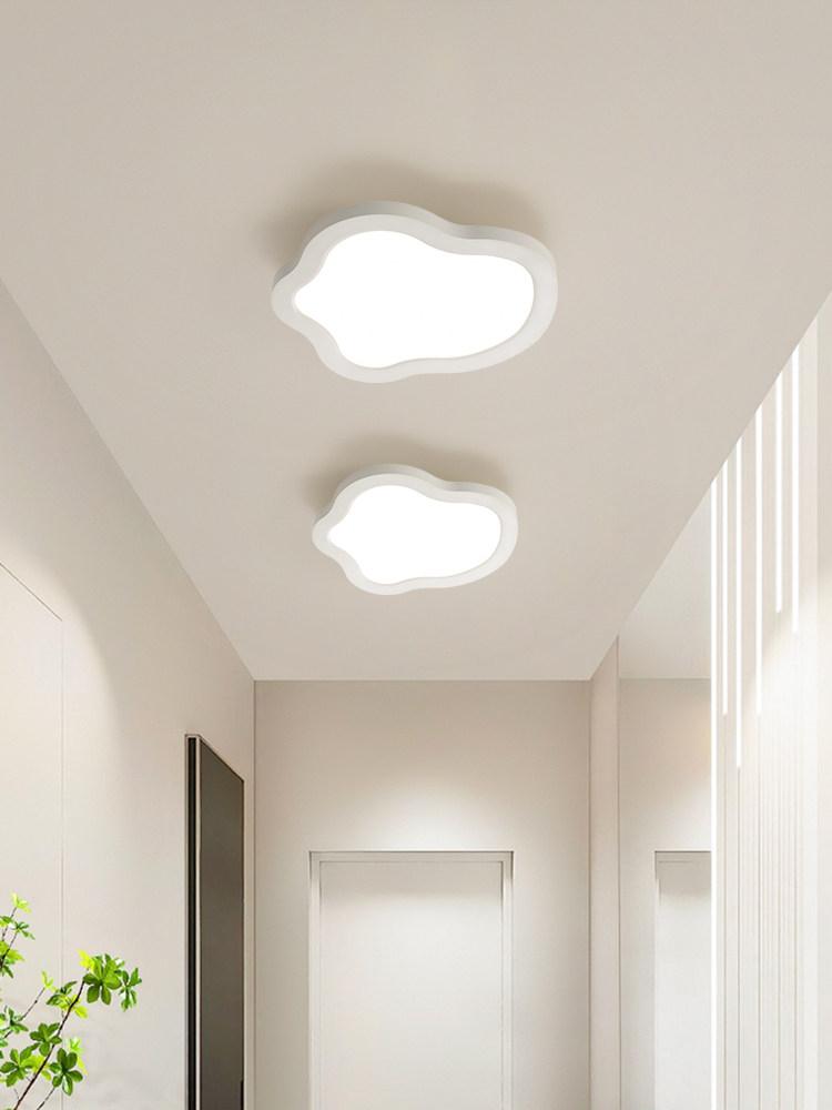 Soriano | Flush Mounted Ceiling Light