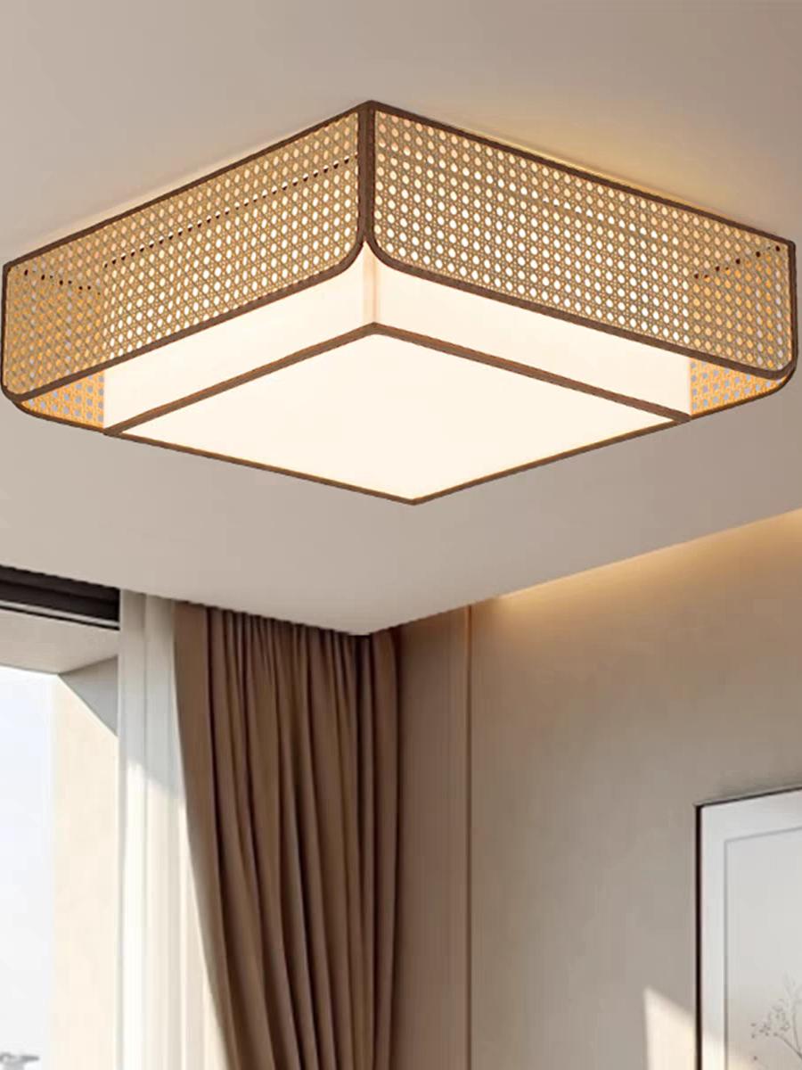 Faviero | Flush Mounted Ceiling Light