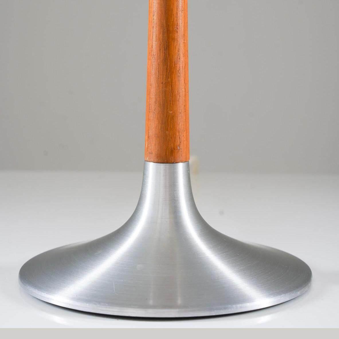 Avelis | Table Lamp