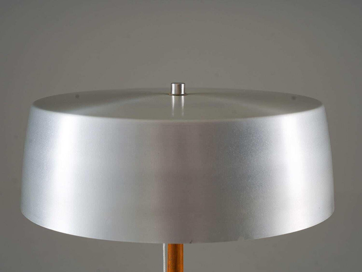 Avelis | Table Lamp
