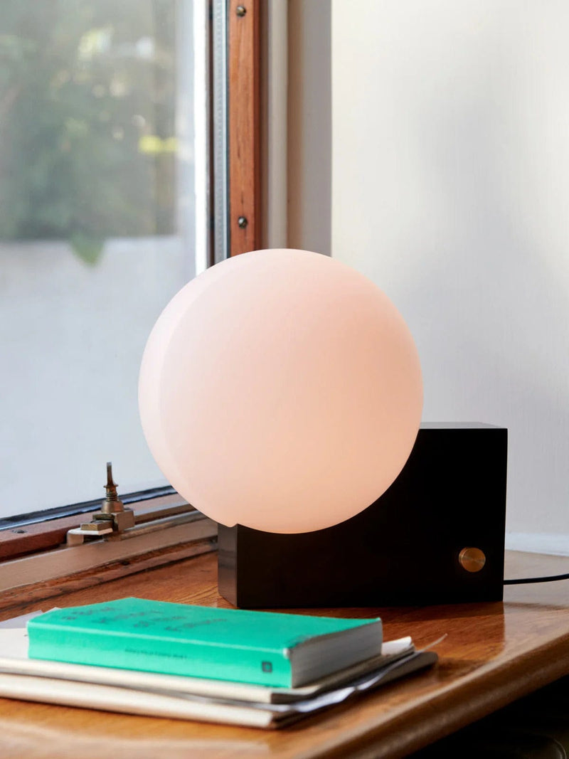 Esharil | Table Lamp