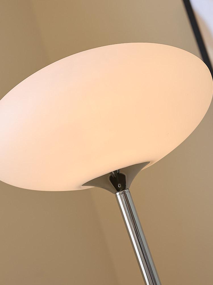 Isoleo | Floor Lamp