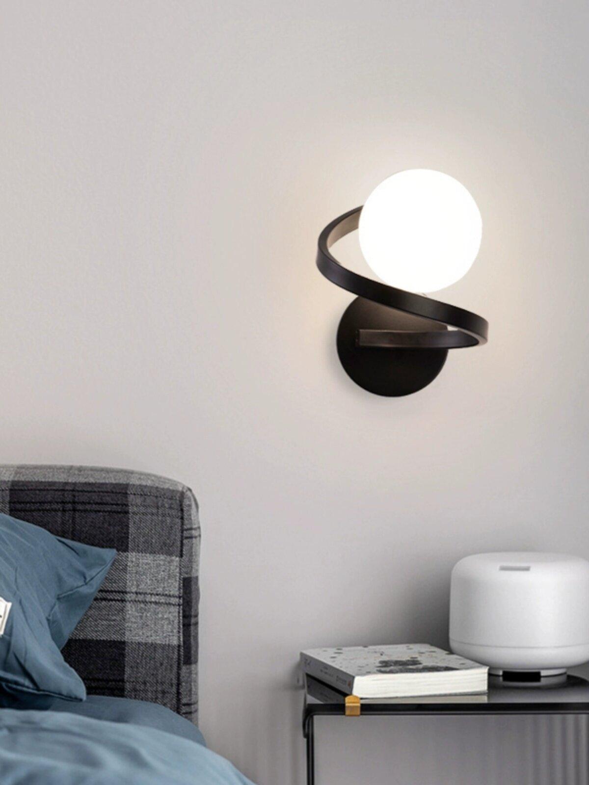 Kaelin | Wall Light