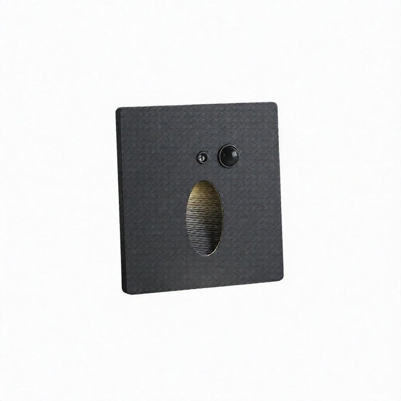 Aelvoraenil | Outdoor Step Light