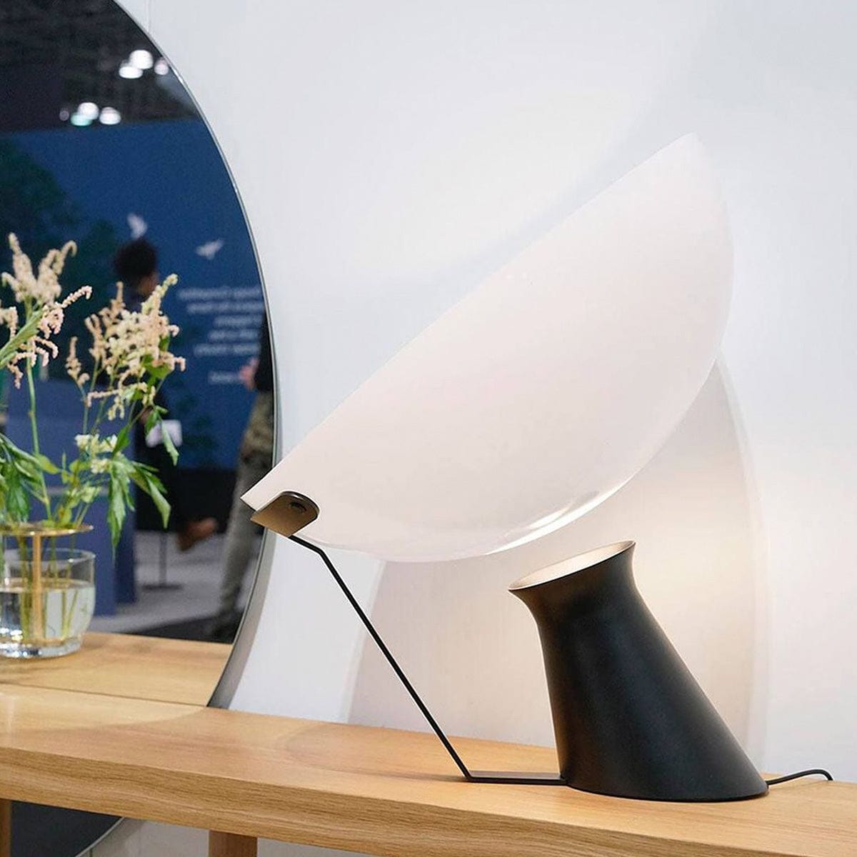Herze | Table Lamp - Detail View #3 | HomeCartel