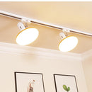 Ylvynae Une | Track Light