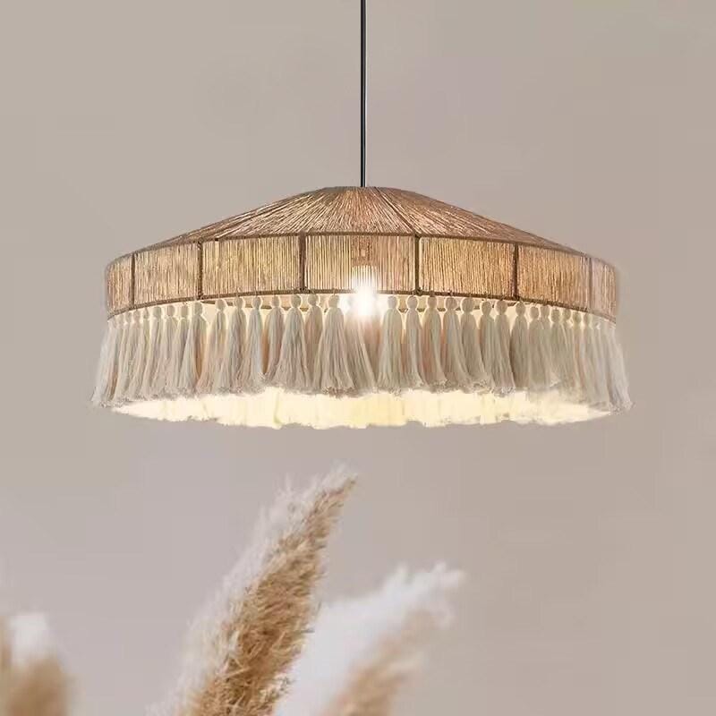 Ryndral Une | Pendant Light - Detail View #2 | HomeCartel