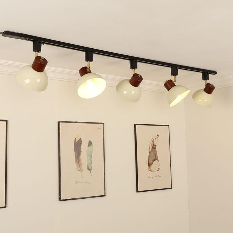 Xandrinor Une | Track Light - Detail View #3 | HomeCartel