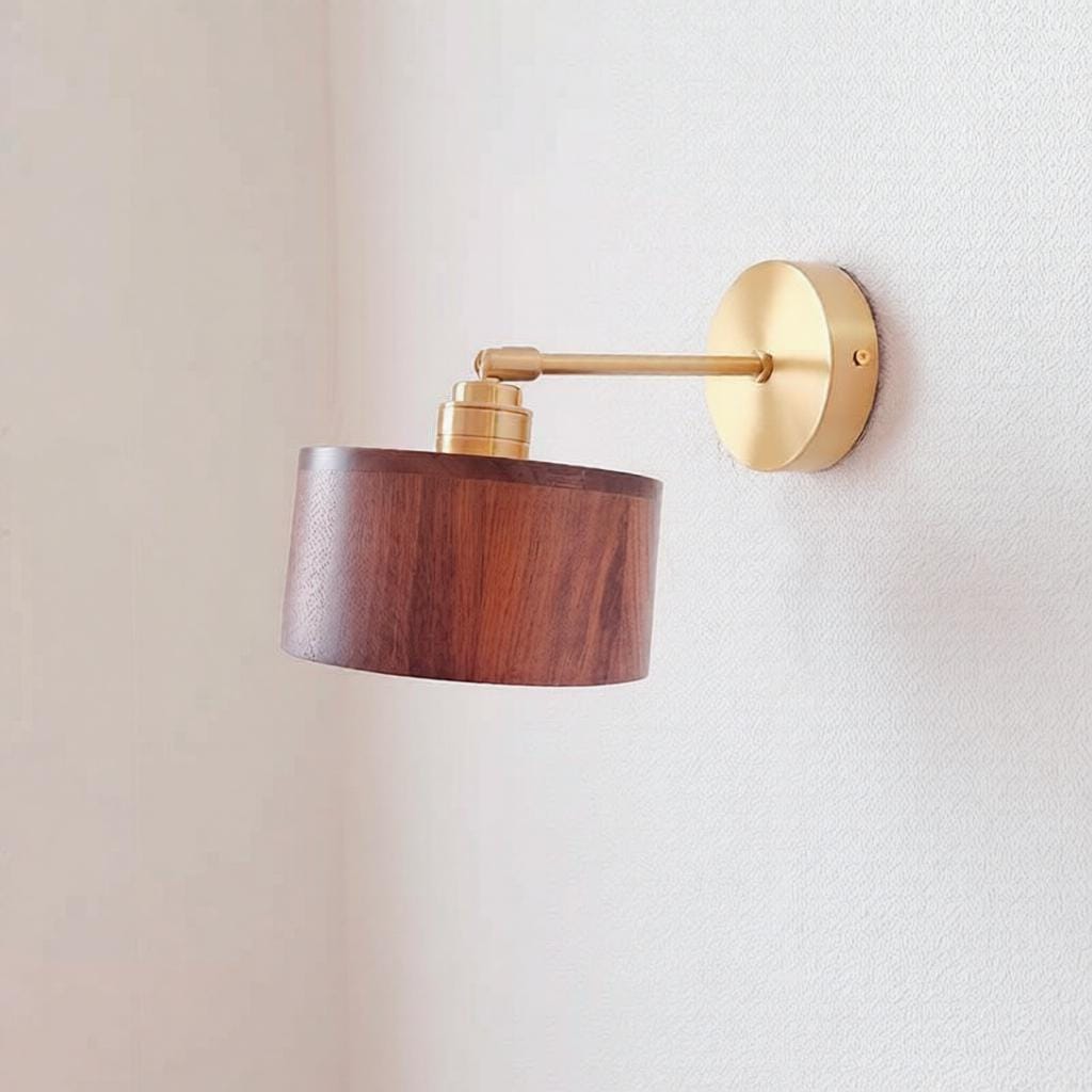 Eravelle Une | Wall Light - Detail View #2 | HomeCartel