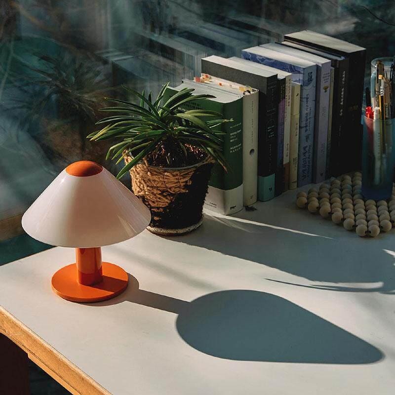 Elymire I Table Lamp - Detail View #3 | HomeCartel