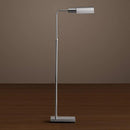 Quelvyn Une | Floor Lamp