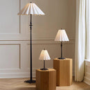 Myreness I Floor Lamp