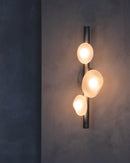 Lorenthia Une | Wall Light