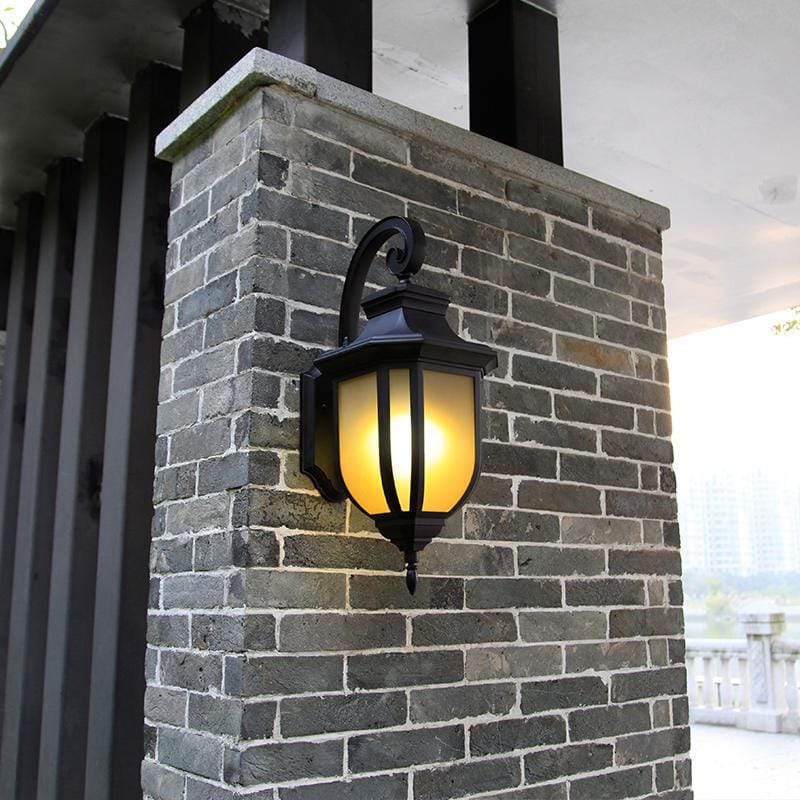 Belnoritha | Outdoor Wall Light