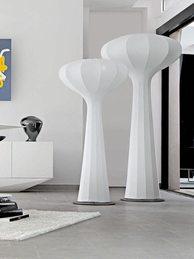 Valrynth I Floor Lamp - Detail View #2 | HomeCartel