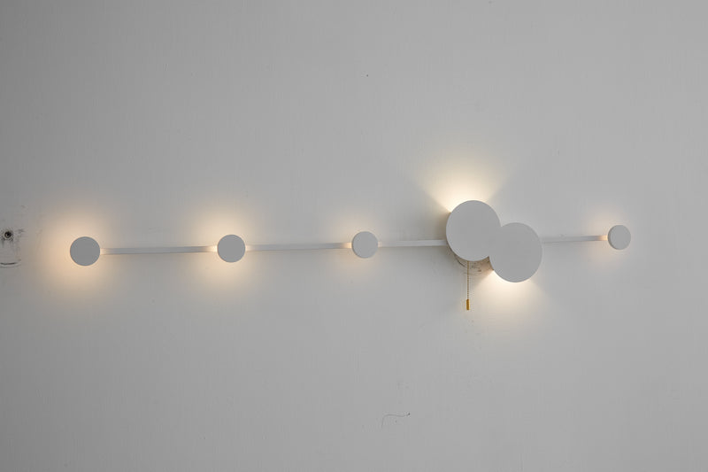 Veronik W | Linear Wall Light