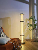 Taelynna A I Floor Lamp