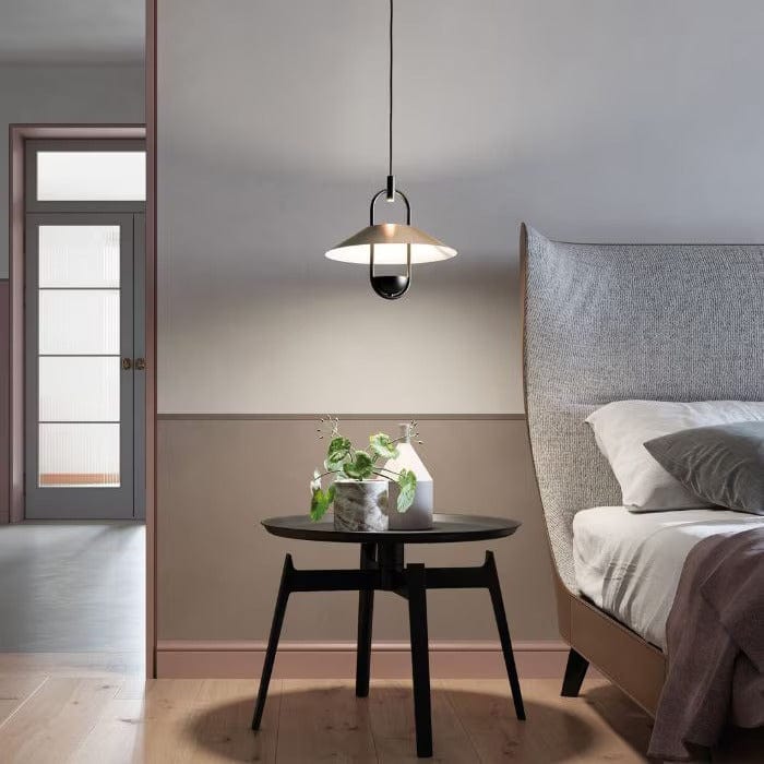 Fyrilian Une | Pendant Light - Detail View #2 | HomeCartel