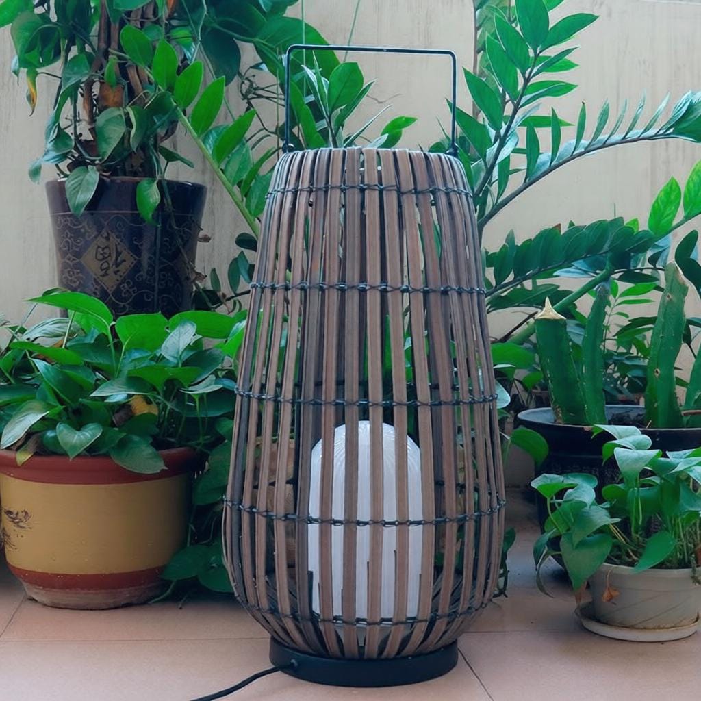 Lorvanel Une | Outdoor Table Lamp - Detail View #5 | HomeCartel