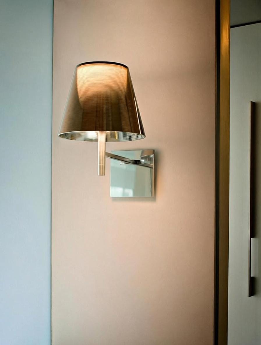 Nelvareth A I Wall Light - Detail View #3 | HomeCartel