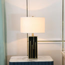 Eyres Une | Shaded Table Lamp