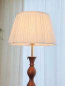 Orenvein I Floor Lamp