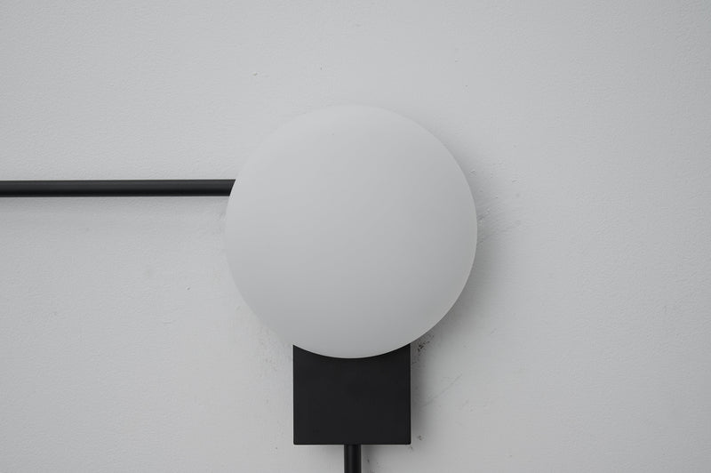 Tryshael | Linear Wall Light