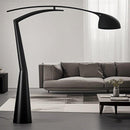 Uryndara | Floor Lamp