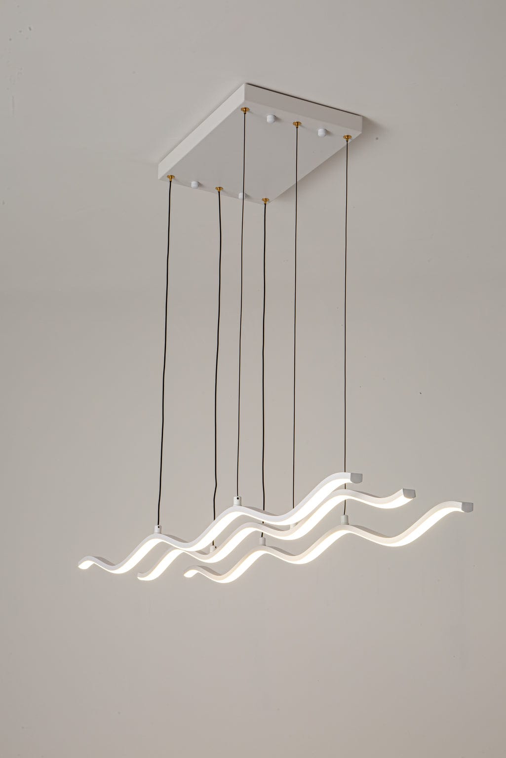 Issak | Pendant Light - Detail View #2 | HomeCartel