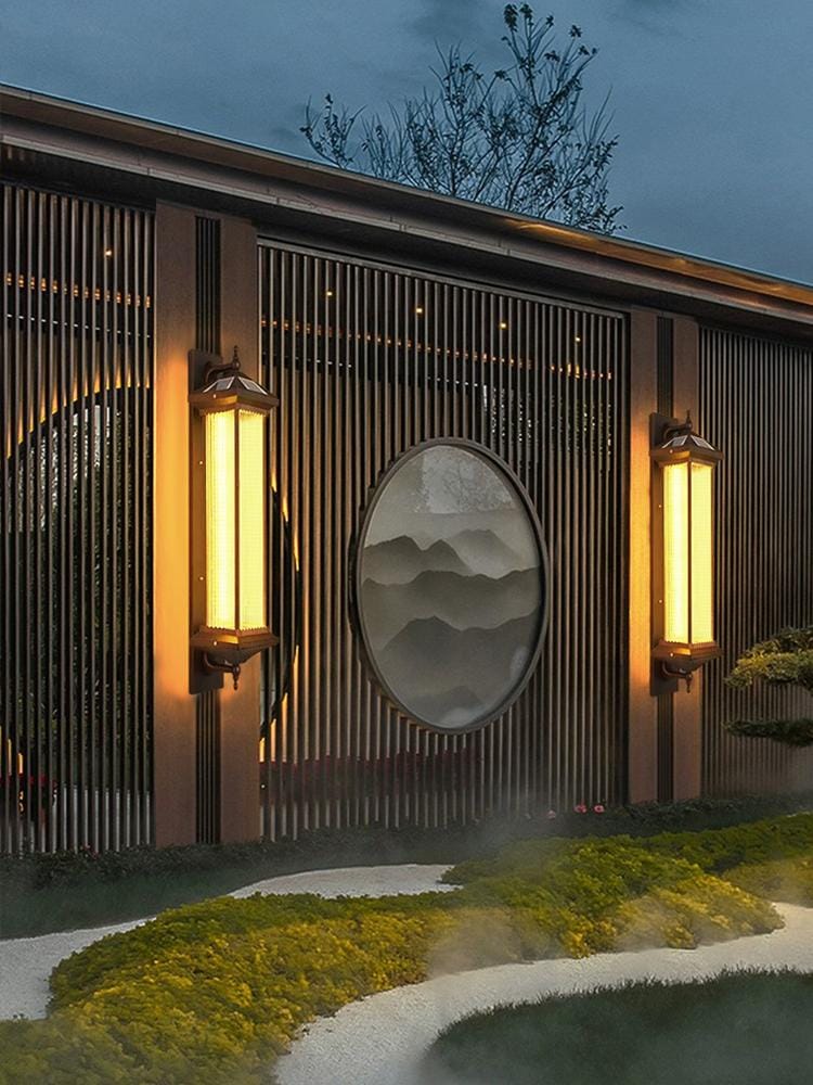 Grelvanis | Outdoor Wall Light