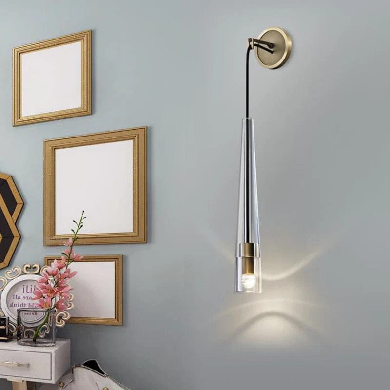 Vittorio | Wall Light - Detail View #3 | HomeCartel