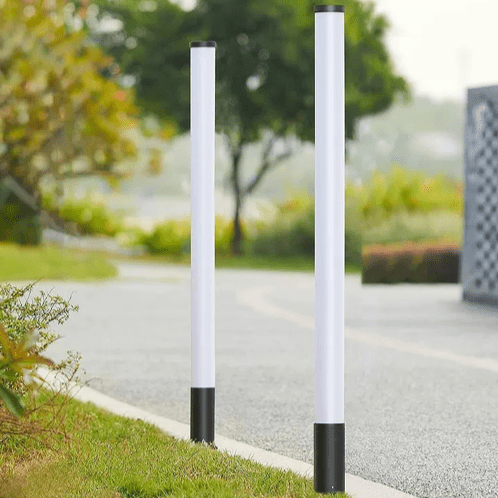 Lukretia | Pathway Light - Detail View #4 | HomeCartel