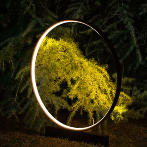 Amanda | Pathway Light - Detail View #3 | HomeCartel