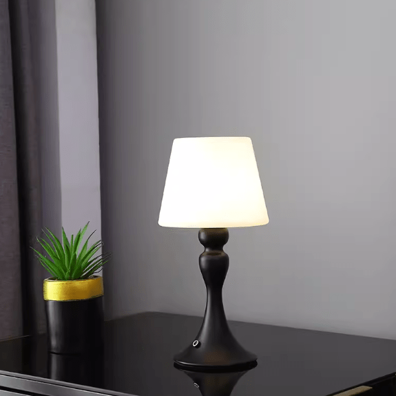 Axelyntra | Rechargeable Table Lamp