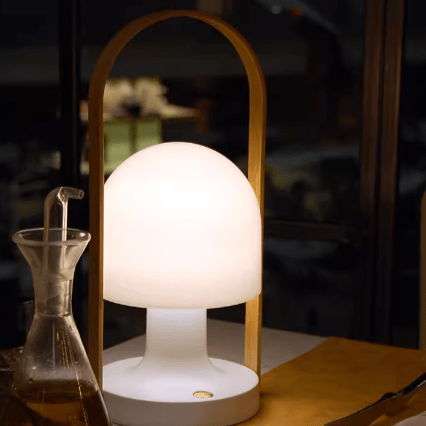 Arah | Rechargeable Table Lamp