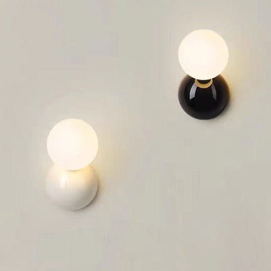 Idalia | Minimalist Wall Lamp
