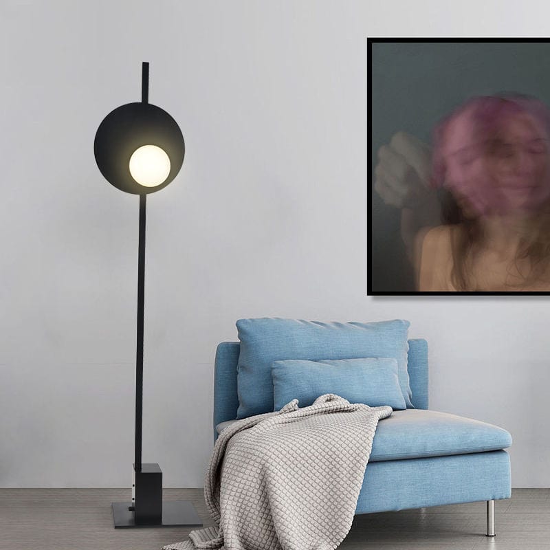 Paxton | Modern LED Floor Lamp - Detail View #2 | HomeCartel