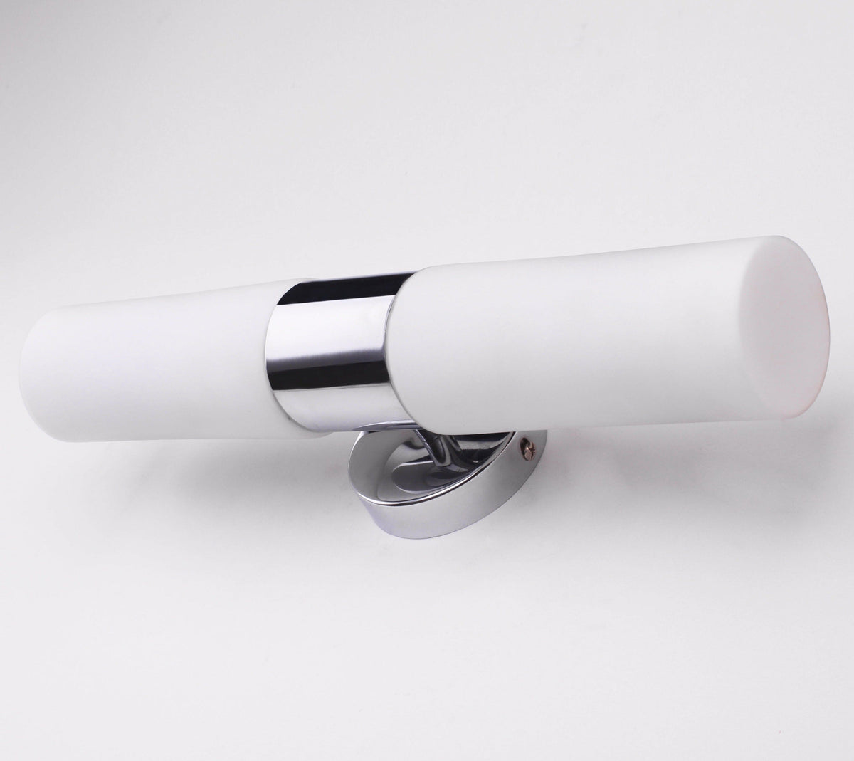 Gojo | Bathroom Light - Detail View #2 | HomeCartel
