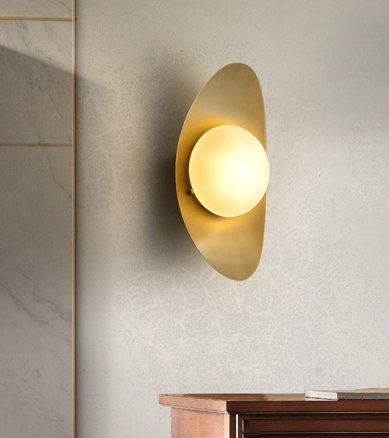 Arvai | Modern Wall Light